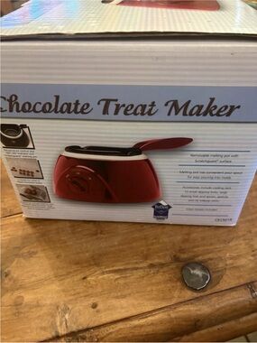 Cook’s Essentials Chocolate Treat Maker Complete w/ Box & Accessories